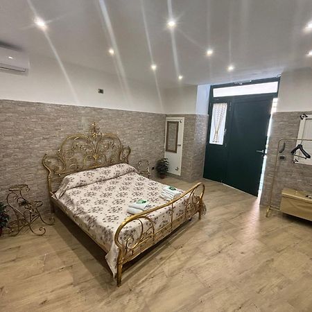 Apartmán Loft Deluxe Clary Bari Exteriér fotografie